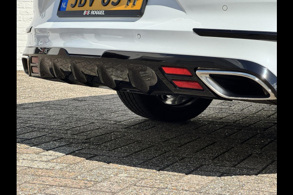 Kia ProCeed GT Adaptive cruise Climate control Stoel- en stuurverwarming Pano Full LED Apple Carplay Android Auto Navigatie