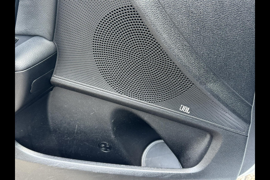 Kia ProCeed GT Adaptive cruise Climate control Stoel- en stuurverwarming Pano Full LED Apple Carplay Android Auto Navigatie