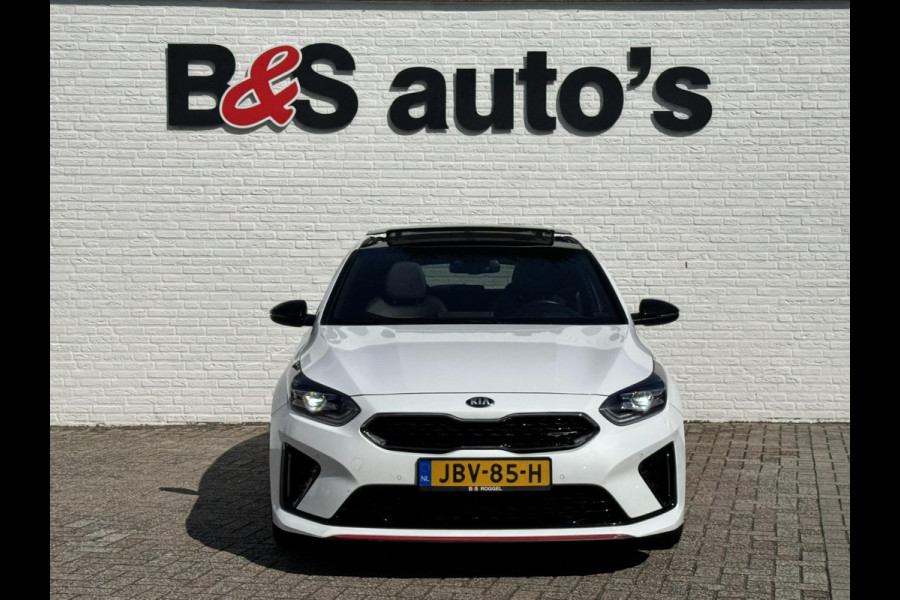 Kia ProCeed GT Adaptive cruise Climate control Stoel- en stuurverwarming Pano Full LED Apple Carplay Android Auto Navigatie