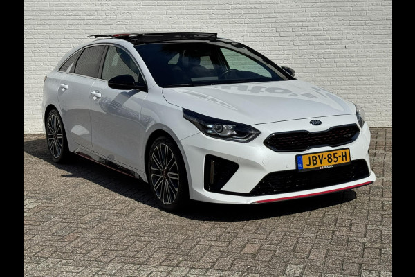 Kia ProCeed GT Adaptive cruise Climate control Stoel- en stuurverwarming Pano Full LED Apple Carplay Android Auto Navigatie