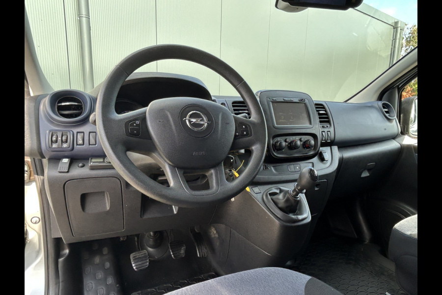 Opel Vivaro 1.6 CDTI 126 PK / L1H1 / 1e EIG. / AIRCO / CRUISE / NAVI / BLUETOOTH / TREKHAAK / CAMERA / ACHTERKLEP