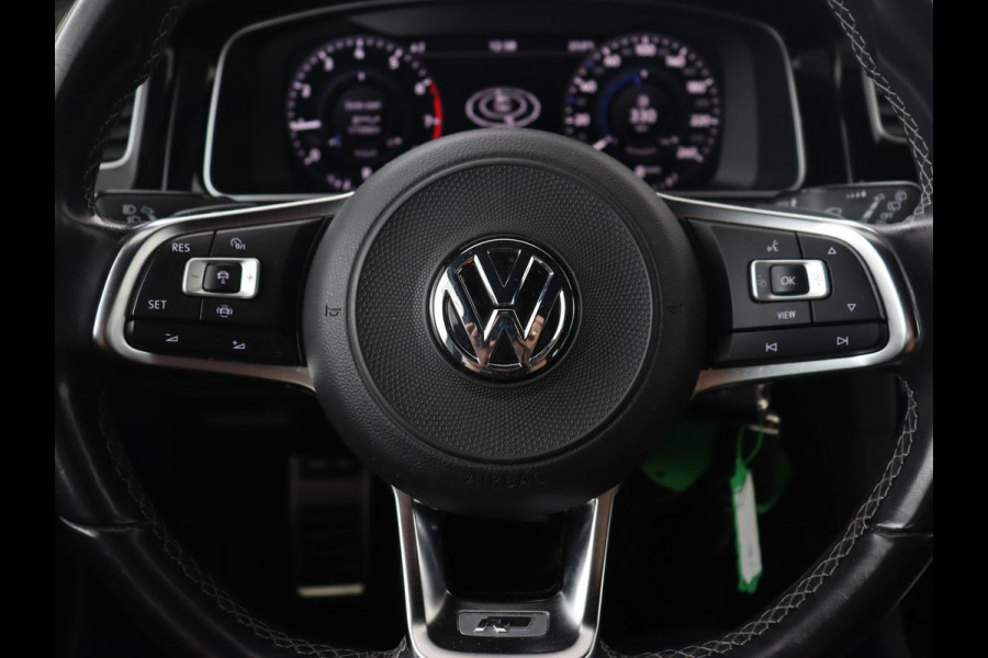 Volkswagen GOLF Variant 1.5 TSI Highline Business R | Trekhaak | Virtual Cockpit | Carplay | Camera | Adaptive cruise | DAB | Climate control