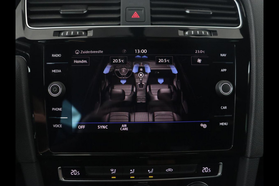 Volkswagen GOLF Variant 1.5 TSI Highline Business R | Trekhaak | Virtual Cockpit | Carplay | Camera | Adaptive cruise | DAB | Climate control
