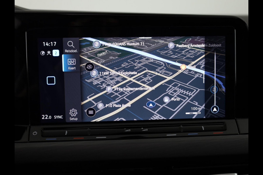 Volkswagen Golf 1.5 eTSI Style 130 pk Automaat (DSG) | Verlengde garantie | Navigatie | Panoramadak | Parkeersensoren | Achteruitrijcamera | Adaptieve cruise control |