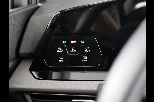 Volkswagen Golf 1.5 eTSI Style 130 pk Automaat (DSG) | Verlengde garantie | Navigatie | Panoramadak | Parkeersensoren | Achteruitrijcamera | Adaptieve cruise control |