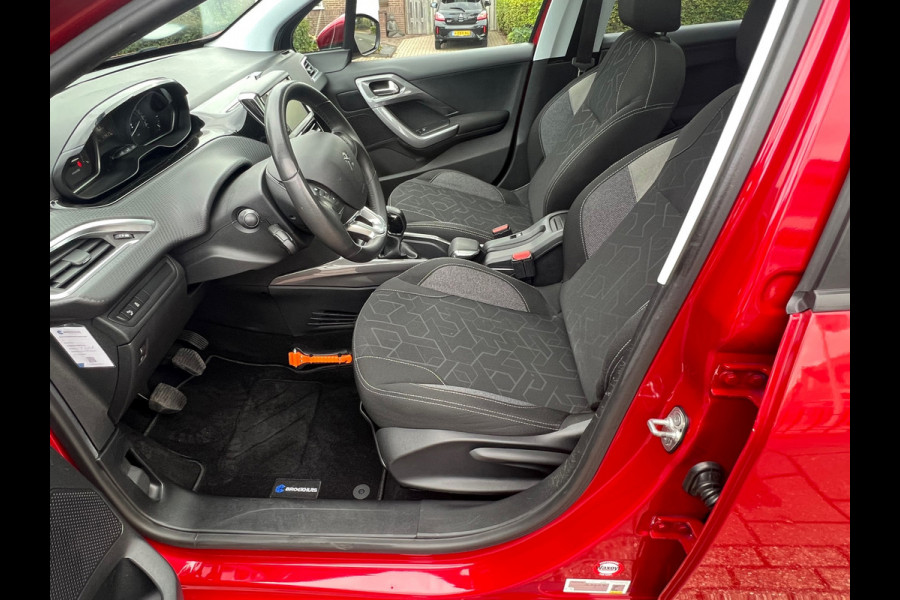 Peugeot 2008 1.2 PureTech Blue Lion 105.000 km NL-AUTO-NAP.