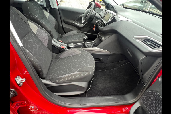 Peugeot 2008 1.2 PureTech Blue Lion 105.000 km NL-AUTO-NAP.
