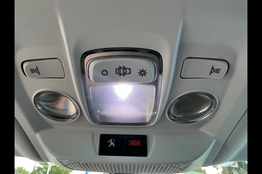 Peugeot 2008 1.2 PureTech Blue Lion 105.000 km NL-AUTO-NAP.