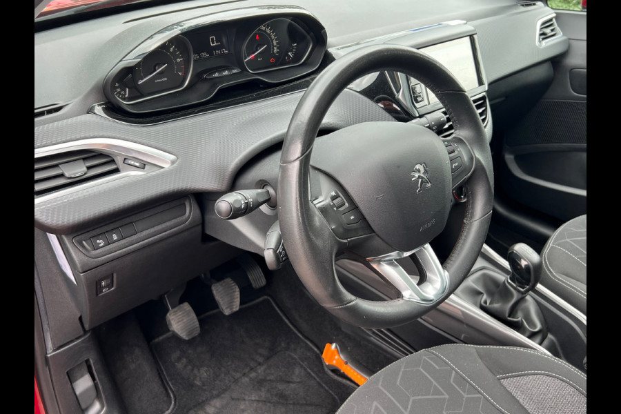 Peugeot 2008 1.2 PureTech Blue Lion 105.000 km NL-AUTO-NAP.