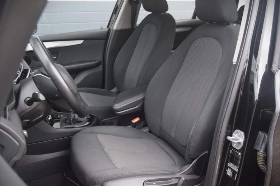 BMW 2 Serie Gran Tourer 216i Executive Edition HEAD-UP/NAVIGATIE/CAMERA