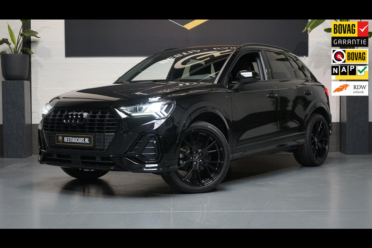 Audi Q3 35 TFSI 3x S-Line Black Optik AUTOMAAT-ALCANTARA-AUDI SOUND-CAMERA-MATRIX LED-STOELVERWARMING