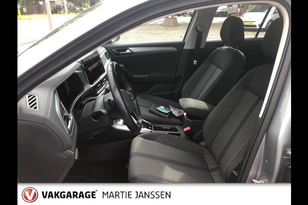 Volkswagen T-Roc 1.5 TSI Life Business