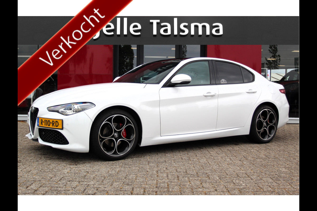 Alfa Romeo Giulia 2.0T Sprint 319PK AT | Panoramadak | 19" Velgen | Apple/Android CarPlay | Camera Let op auto niet altijd aanwezig Alfa Romeo Giulia 2.0T Sprint 319PK AT | Panoramadak | 19" Velgen | Apple/Android CarPlay | Camera Let op auto niet altijd aanwezig