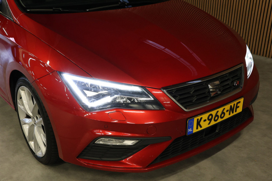 Seat León ST 1.5 TSI FR 150 PK | Panoramadak | Lederen bekleding | Navigatie | CarPlay | Stoelverwarming | LED Koplampen | Beats Audio | DAB | Front Assist | Climatronic | Nieuwe APK