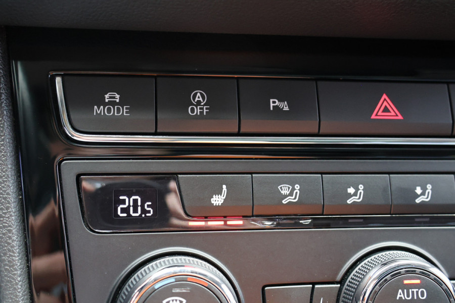 Seat León ST 1.5 TSI FR 150 PK | Panoramadak | Lederen bekleding | Navigatie | CarPlay | Stoelverwarming | LED Koplampen | Beats Audio | DAB | Front Assist | Climatronic | Nieuwe APK