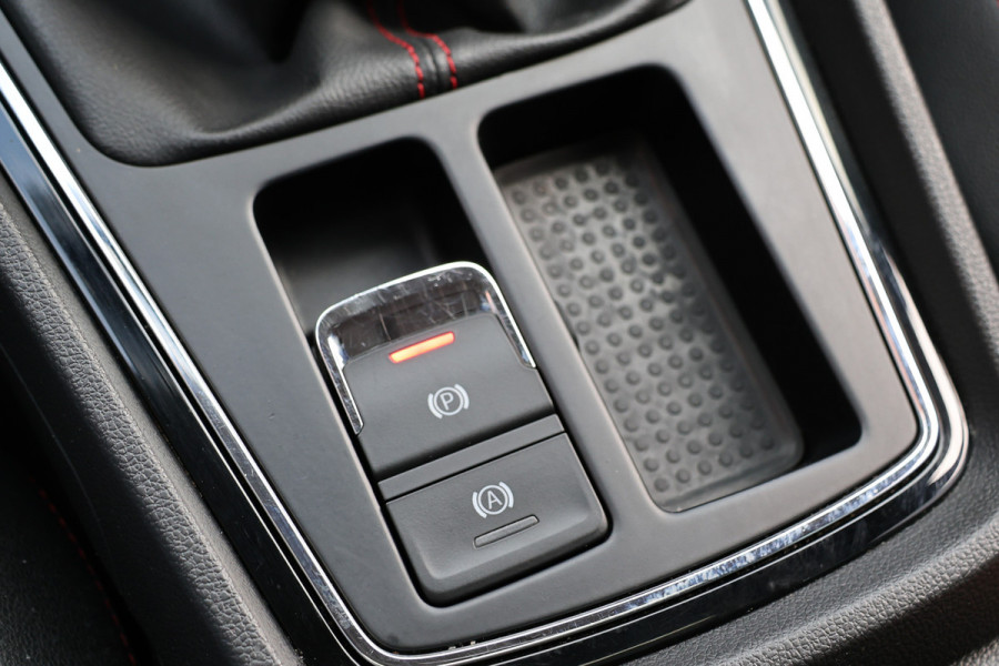 Seat León ST 1.5 TSI FR 150 PK | Panoramadak | Lederen bekleding | Navigatie | CarPlay | Stoelverwarming | LED Koplampen | Beats Audio | DAB | Front Assist | Climatronic | Nieuwe APK