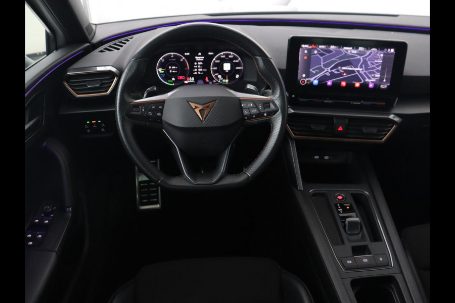 CUPRA Leon 1.4 TSI eHybrid PHEV | Panoramadak | Stoel & stuurverwarming | Carplay | Navigatie | Parkeerhulp | Sportstoelen | Digital Cockpit | Half leder | Plug In
