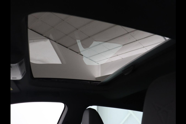 CUPRA Leon 1.4 TSI eHybrid PHEV | Panoramadak | Stoel & stuurverwarming | Carplay | Navigatie | Parkeerhulp | Sportstoelen | Digital Cockpit | Half leder | Plug In