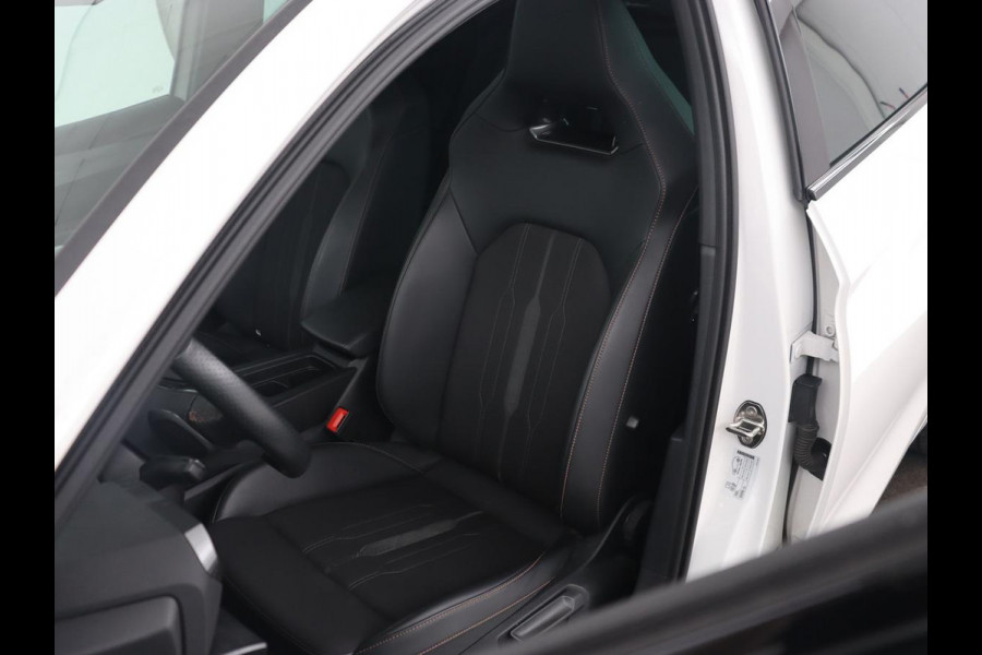 CUPRA Leon 1.4 TSI eHybrid PHEV | Panoramadak | Stoel & stuurverwarming | Carplay | Navigatie | Parkeerhulp | Sportstoelen | Digital Cockpit | Half leder | Plug In