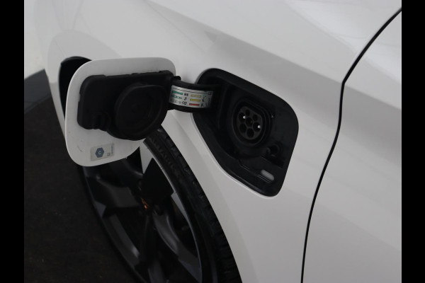 CUPRA Leon 1.4 TSI eHybrid PHEV | Panoramadak | Stoel & stuurverwarming | Carplay | Navigatie | Parkeerhulp | Sportstoelen | Digital Cockpit | Half leder | Plug In