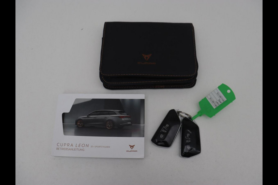 CUPRA Leon 1.4 TSI eHybrid PHEV | Panoramadak | Stoel & stuurverwarming | Carplay | Navigatie | Parkeerhulp | Sportstoelen | Digital Cockpit | Half leder | Plug In