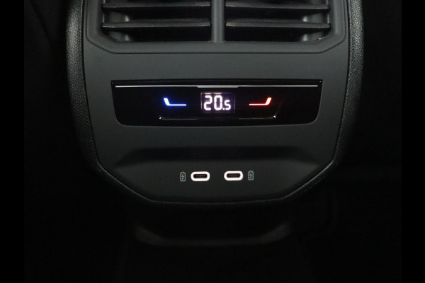 CUPRA Leon 1.4 TSI eHybrid PHEV | Panoramadak | Stoel & stuurverwarming | Carplay | Navigatie | Parkeerhulp | Sportstoelen | Digital Cockpit | Half leder | Plug In