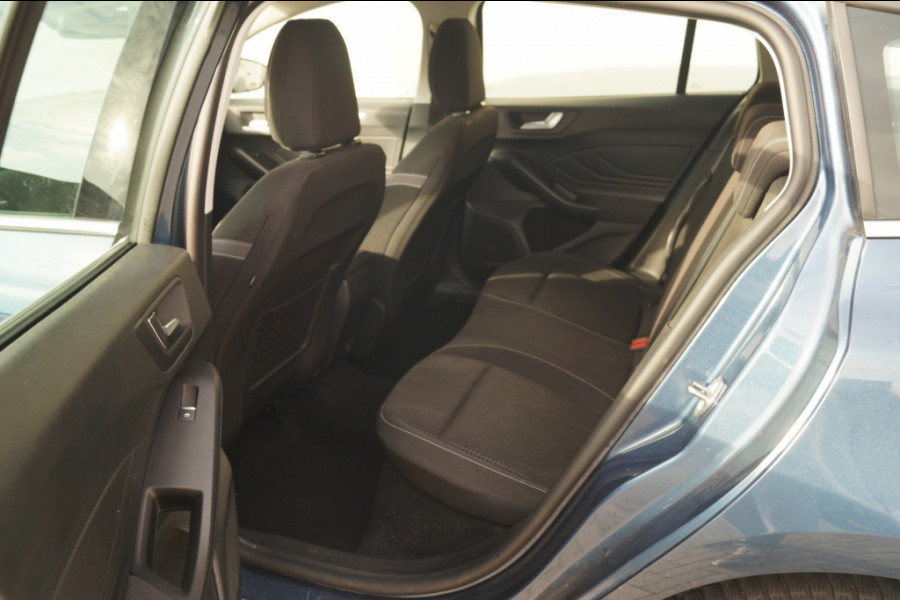 Ford Focus Wagon 1.0 EcoBoost Trend Edition Business -NAVI-CAM-