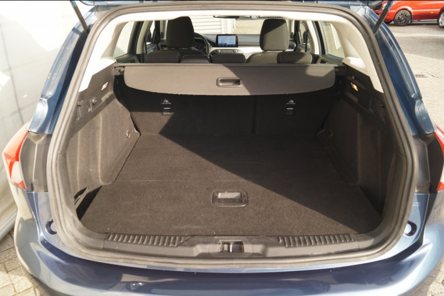 Ford Focus Wagon 1.0 EcoBoost Trend Edition Business -NAVI-CAM-