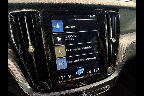 Volvo V60 T8 Aut. Plug-In R-Design Trekhaak ACC 360camera Stoelverwarming 390pk