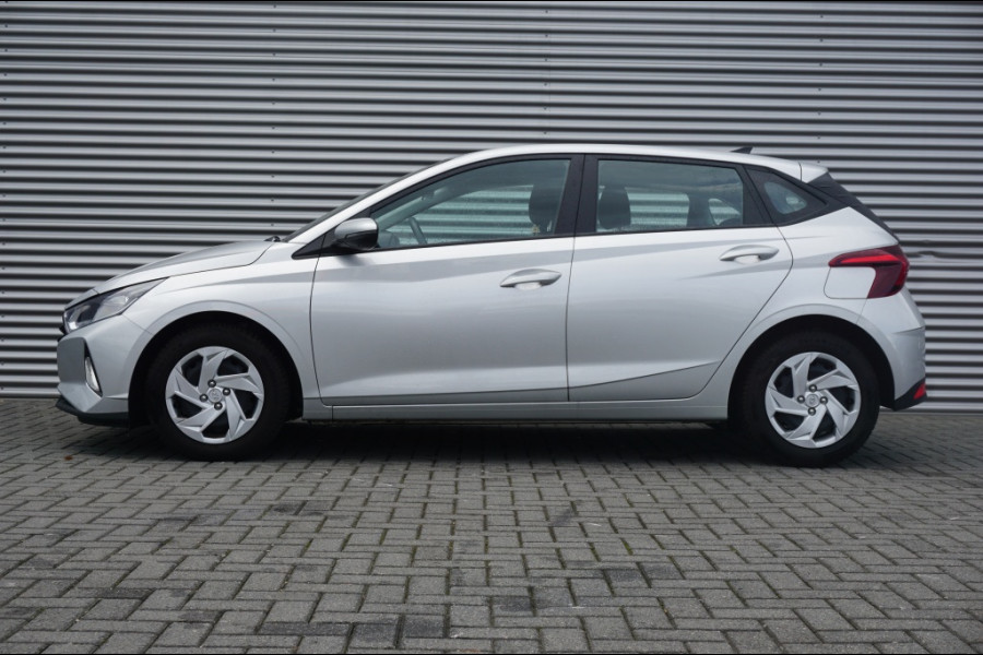Hyundai i20 100PK Comfort Smart AUTOMAAT CARPLAY | WINTERPACK | CAMERA!