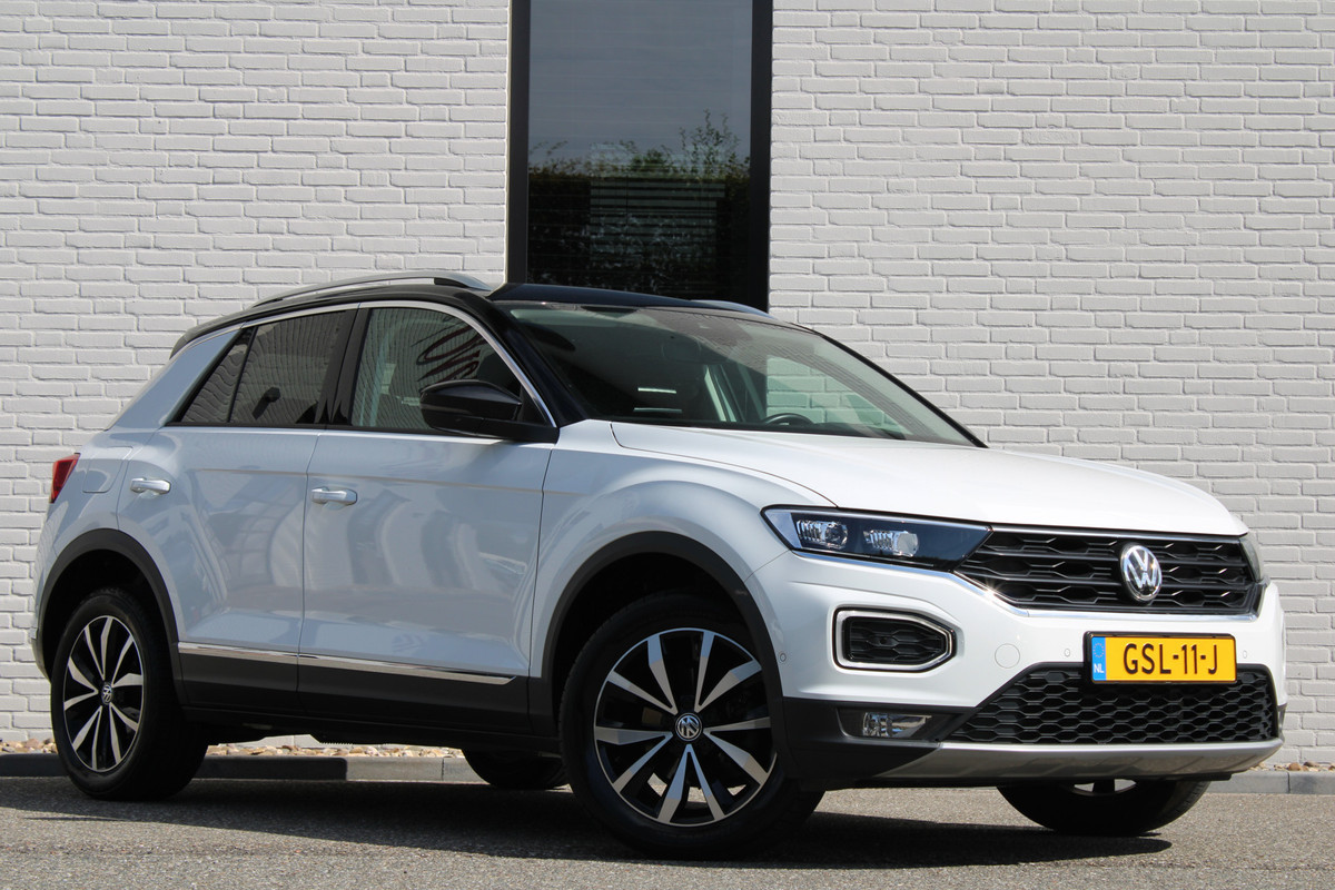 Volkswagen T-Roc 1.5 TSI DSG Style / Automaat / Apple Carplay / Led / Camera / Navi / 57.000km / Nette Staat Volkswagen T-Roc 1.5 TSI DSG Style / Automaat / Apple Carplay / Led / Camera / Navi / 57.000km / Nette Staat