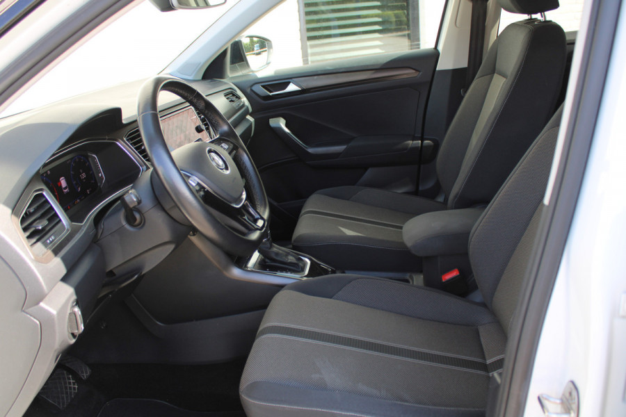Volkswagen T-Roc 1.5 TSI DSG Style / Automaat / Apple Carplay / Led / Camera / Navi / 57.000km / Nette Staat
