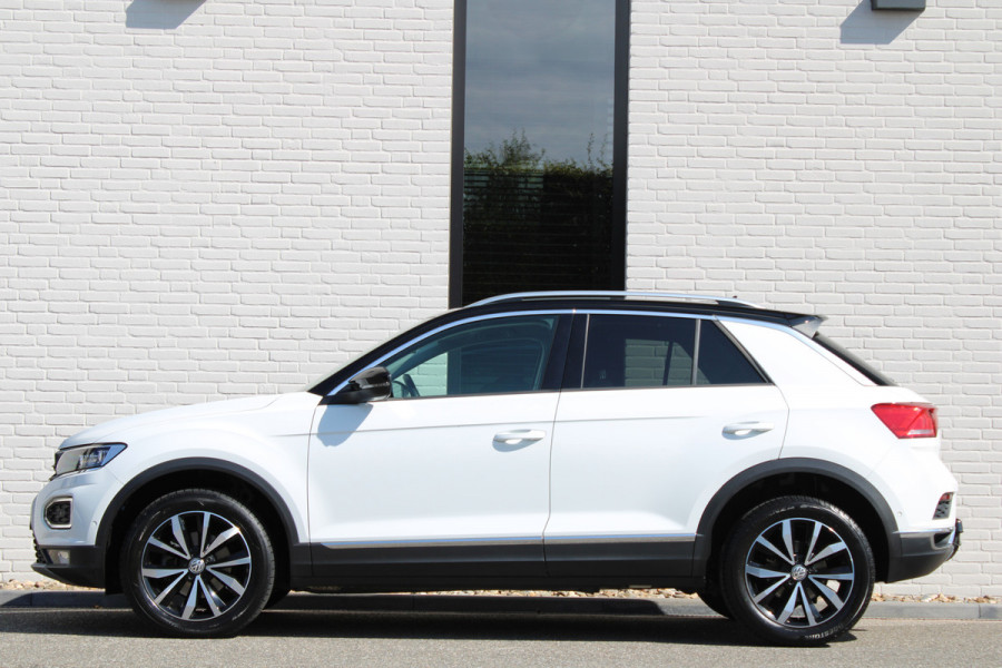Volkswagen T-Roc 1.5 TSI DSG Style / Automaat / Apple Carplay / Led / Camera / Navi / 57.000km / Nette Staat
