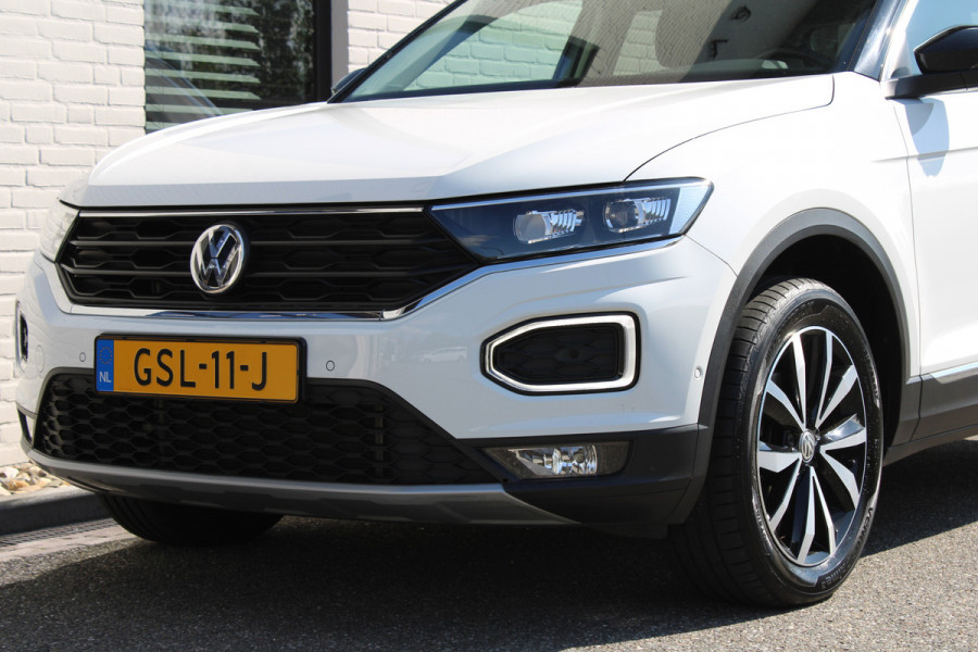 Volkswagen T-Roc 1.5 TSI DSG Style / Automaat / Apple Carplay / Led / Camera / Navi / 57.000km / Nette Staat