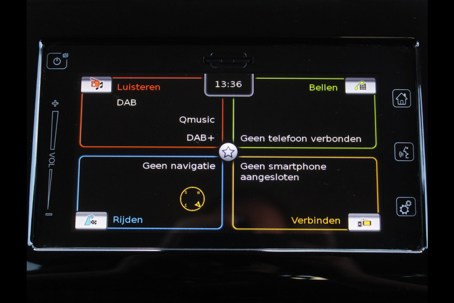 Suzuki Swift 1.2 Style Smart Hybrid | CARPLAY | CAMERA | NAVI | KEYLESS | LMV | PDC