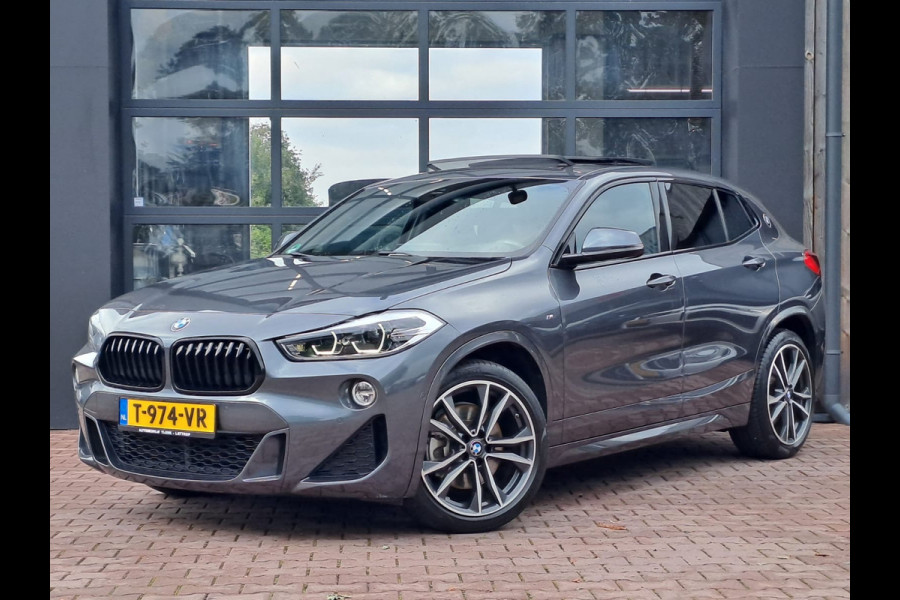 BMW X2 sDrive20i High Executive M Sport 192PK | Pano | Trekhaak | LED | Stoelverwarming | ACC | Vol |