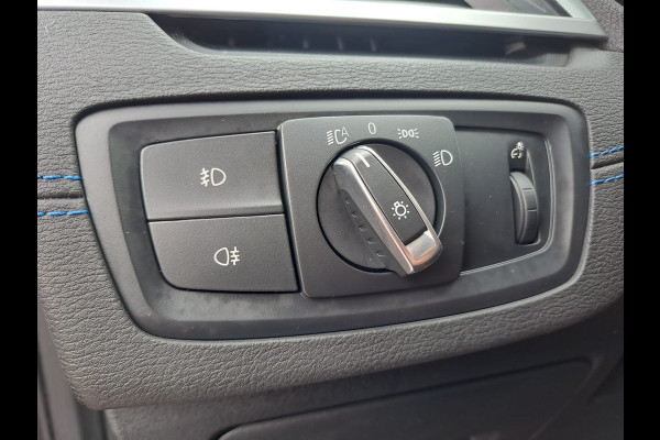 BMW X2 sDrive20i High Executive M Sport 192PK | Pano | Trekhaak | LED | Stoelverwarming | ACC | Vol |