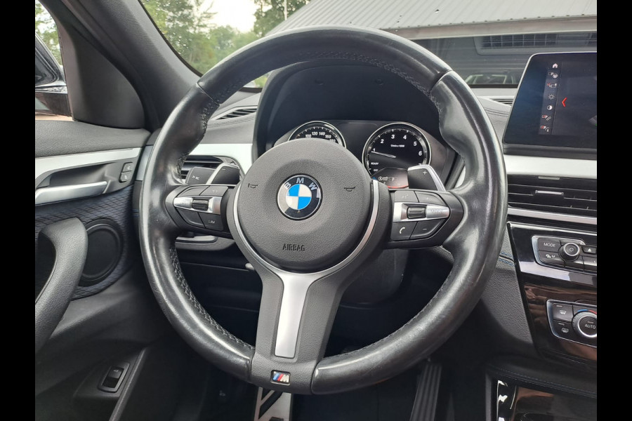 BMW X2 sDrive20i High Executive M Sport 192PK | Pano | Trekhaak | LED | Stoelverwarming | ACC | Vol |