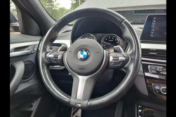 BMW X2 sDrive20i High Executive M Sport 192PK | Pano | Trekhaak | LED | Stoelverwarming | ACC | Vol |