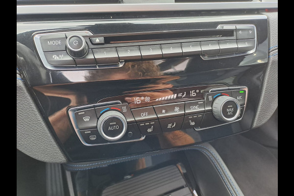BMW X2 sDrive20i High Executive M Sport 192PK | Pano | Trekhaak | LED | Stoelverwarming | ACC | Vol |