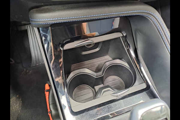 BMW X2 sDrive20i High Executive M Sport 192PK | Pano | Trekhaak | LED | Stoelverwarming | ACC | Vol |