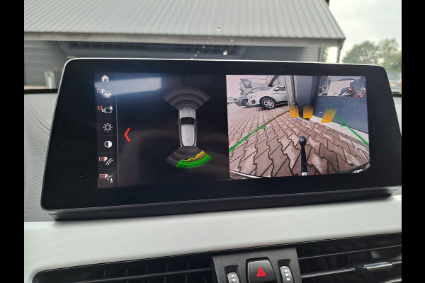 BMW X2 sDrive20i High Executive M Sport 192PK | Pano | Trekhaak | LED | Stoelverwarming | ACC | Vol |