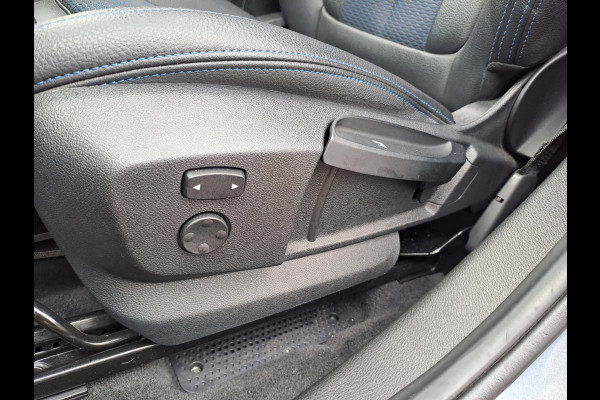 BMW X2 sDrive20i High Executive M Sport 192PK | Pano | Trekhaak | LED | Stoelverwarming | ACC | Vol |