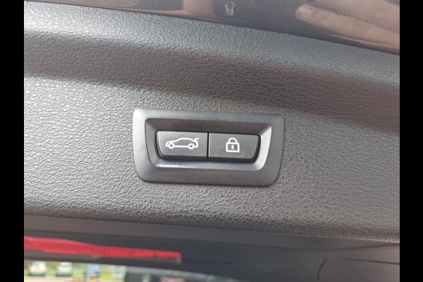 BMW X2 sDrive20i High Executive M Sport 192PK | Pano | Trekhaak | LED | Stoelverwarming | ACC | Vol |