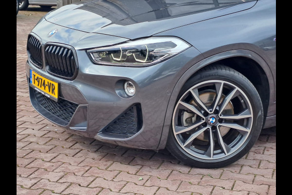 BMW X2 sDrive20i High Executive M Sport 192PK | Pano | Trekhaak | LED | Stoelverwarming | ACC | Vol |