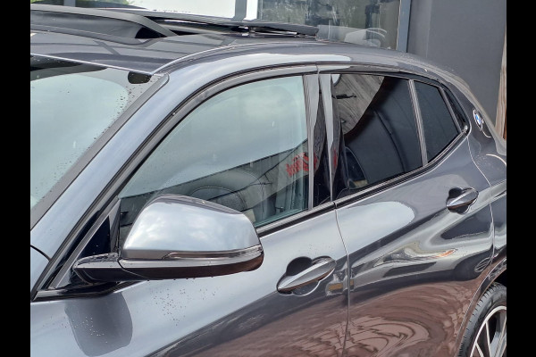 BMW X2 sDrive20i High Executive M Sport 192PK | Pano | Trekhaak | LED | Stoelverwarming | ACC | Vol |