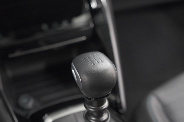 Peugeot 208 PureTech 100 Allure Pack | Camera | Apple Carplay | Stoelverwarming | Parkeersensoren