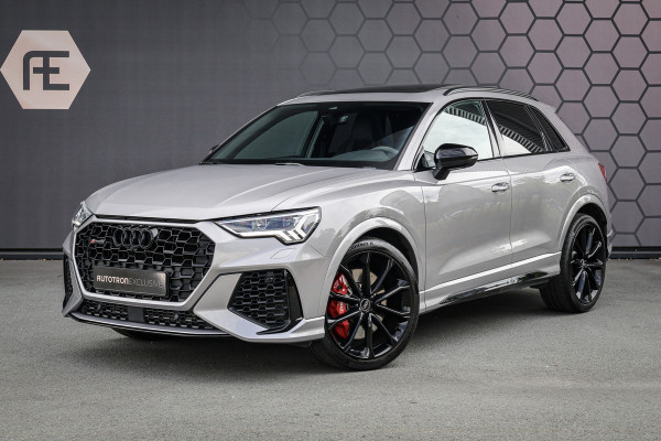 Audi RS Q3 TFSI 2.5 | SONOS AUDIO | CARPLAY | ADAPTIVE CRUISE CONTROL | PANORAMADAK | ELEK. TREKHAAK | RS BLUE DIAMOND LEATHER | AUDI EXCLU Q3 RSQ3