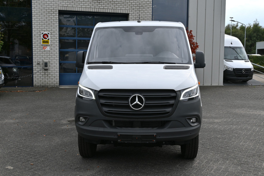 Mercedes-Benz Sprinter 319 CDI L2H1 4x4 MBUX met camera en parkeerpakket, LED, Trekhaak