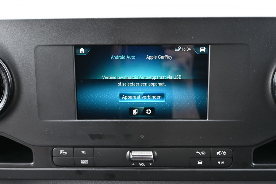 Mercedes-Benz Sprinter 319 CDI L2H1 4x4 MBUX met camera en parkeerpakket, LED, Trekhaak